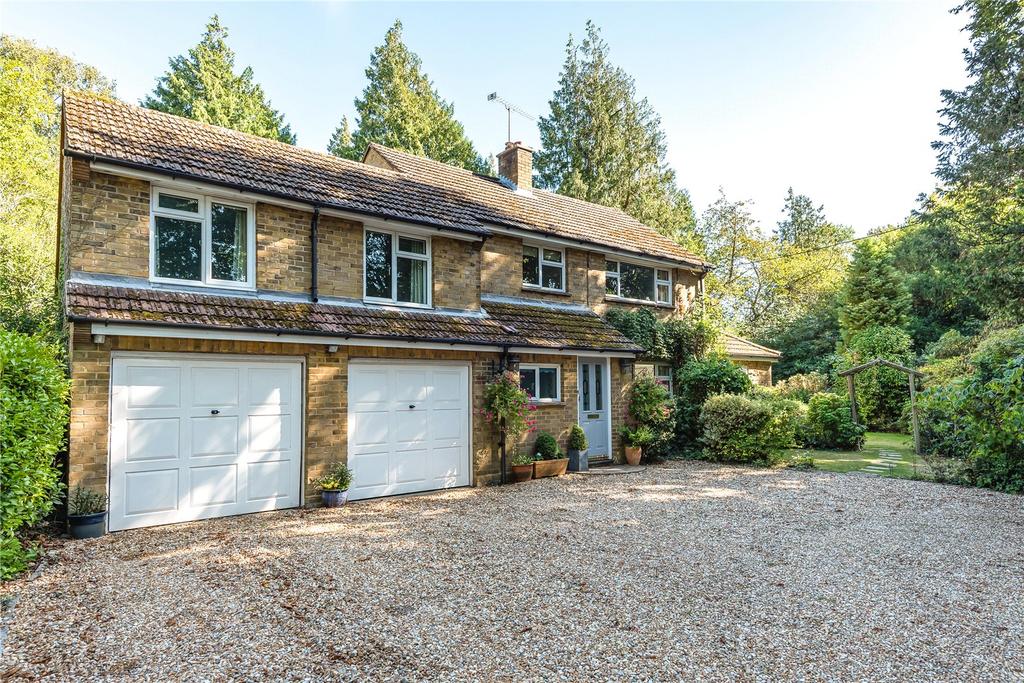 Botley Road, Curdridge, Southampton, SO32 5 bed detached house £800,000