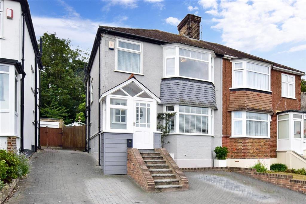 Masons Rise, Broadstairs, Kent 3 bed semidetached house £365,000