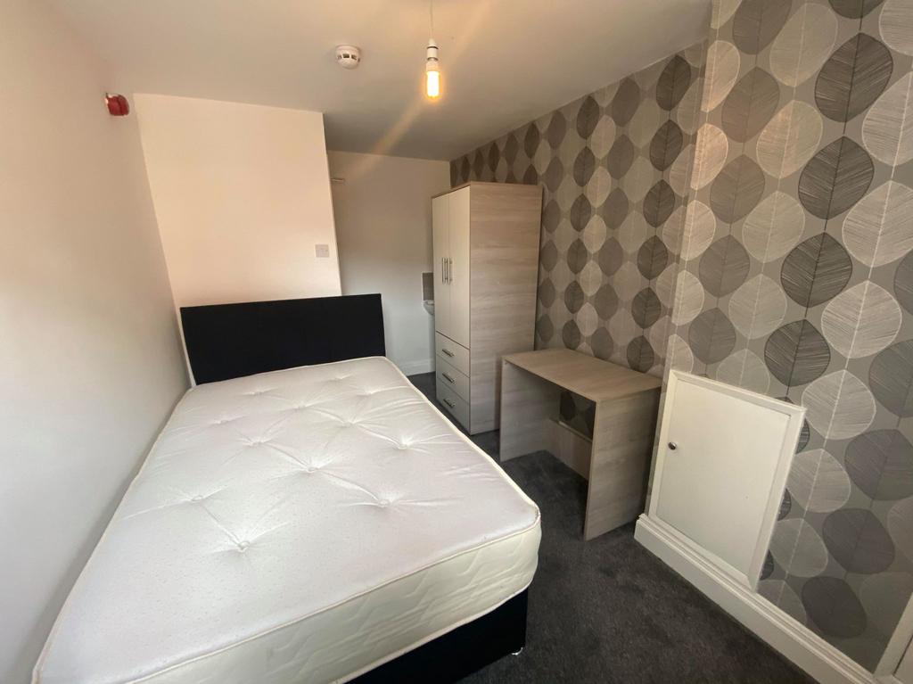 Room 6, 47 Dallas Street