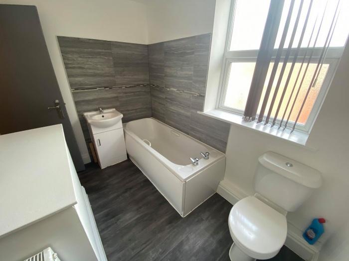 Room 6, 47 Dallas Street