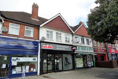 2 bedroom flat for sale, Staines Road, Feltham