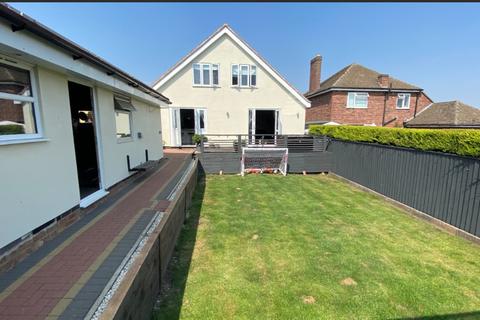 5 bedroom detached house for sale, Palmerston Road, Melton Mowbray