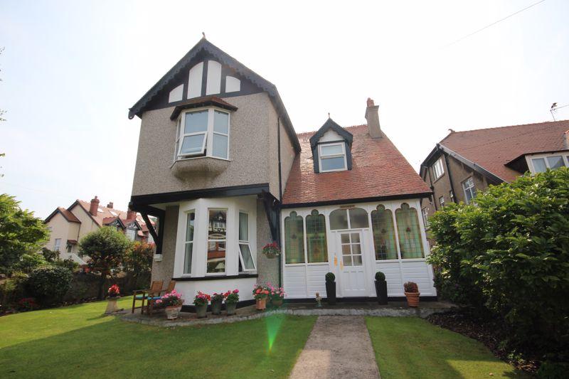 Roumania Drive, Llandudno 4 bed detached house £415,000