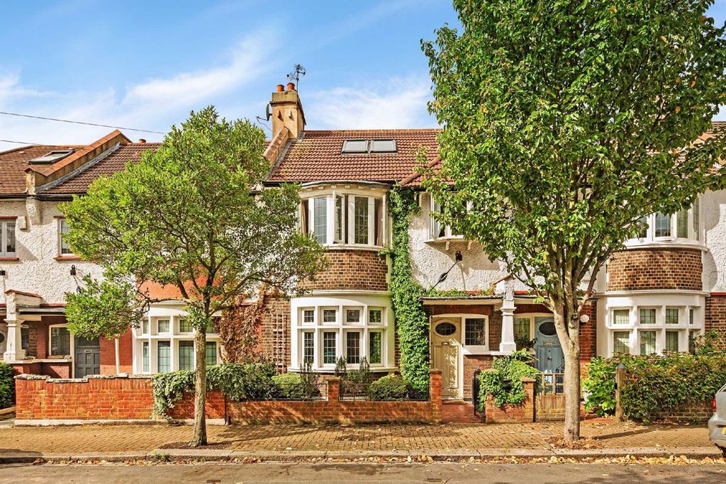 Bracken Avenue, Balham, London 4 bed house £1,295,000