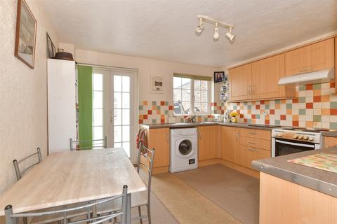 2 bedroom terraced house for sale, Bingley Close, Snodland, Kent