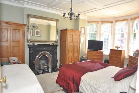 1 bedroom apartment to rent, Cranley Gardens, London, N13