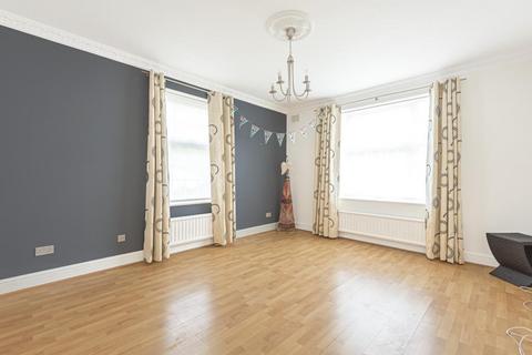 2 bedroom apartment to rent, Dene Road,  Northwood,  HA6