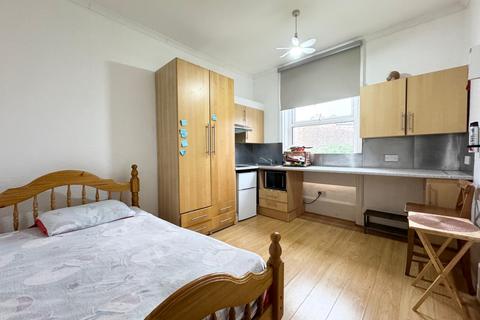 House share to rent, Hornsey Road, Archway