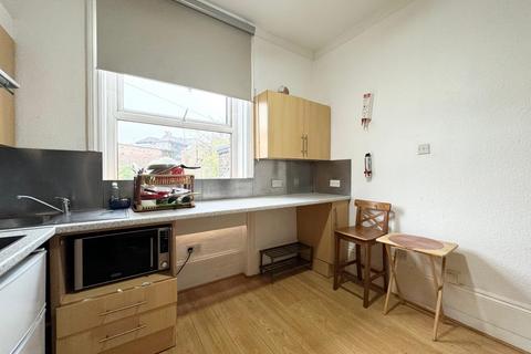 House share to rent, Hornsey Road, Archway