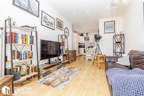 undefined, Finchley Road, Golders Green