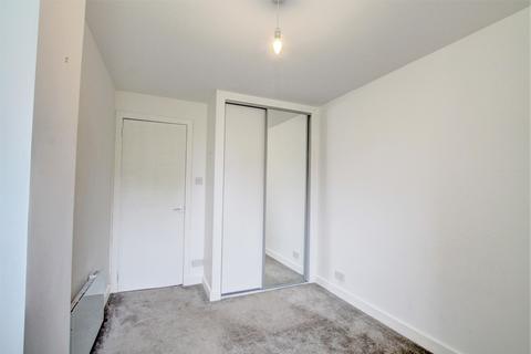 2 bedroom flat to rent - Dens Road , Dundee