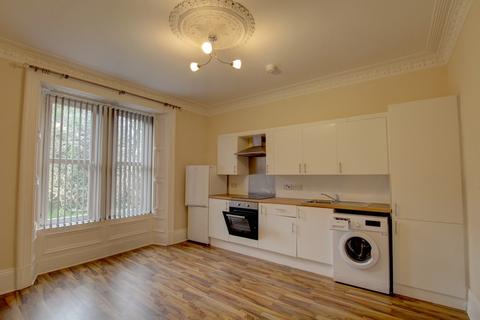 2 bedroom flat to rent - Dens Road , Dundee