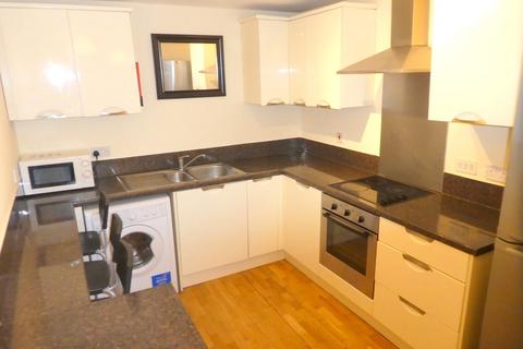 3 bedroom apartment to rent, Victoria Groves, Grove Village