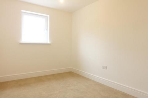2 bedroom apartment to rent, 1a Bowling Green Close, Milton Keynes MK2