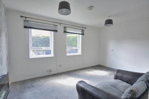 Studio for sale, Hillingdale, Tollgate Hill, RH11