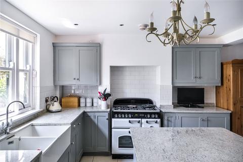 13 Rees Street, London, N1 7AR