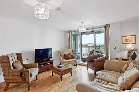 2 bedroom flat to rent, Oyster Wharf, 18 Lombard Road, London