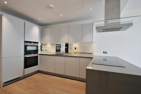 3 bedroom flat to rent, Cascade Court, Sopwith Way, Battersea, SW11