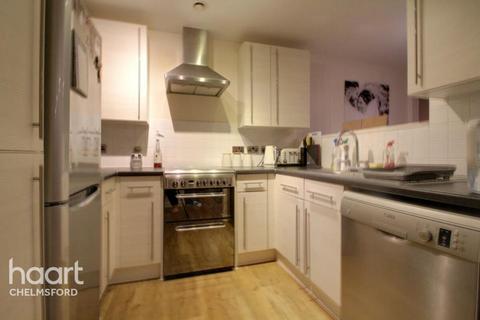 2 bedroom apartment to rent, Lynmouth Avenue, Chelmsford