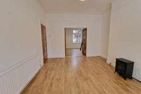 3 bedroom terraced house to rent, St Brides Road, Wirral CH44