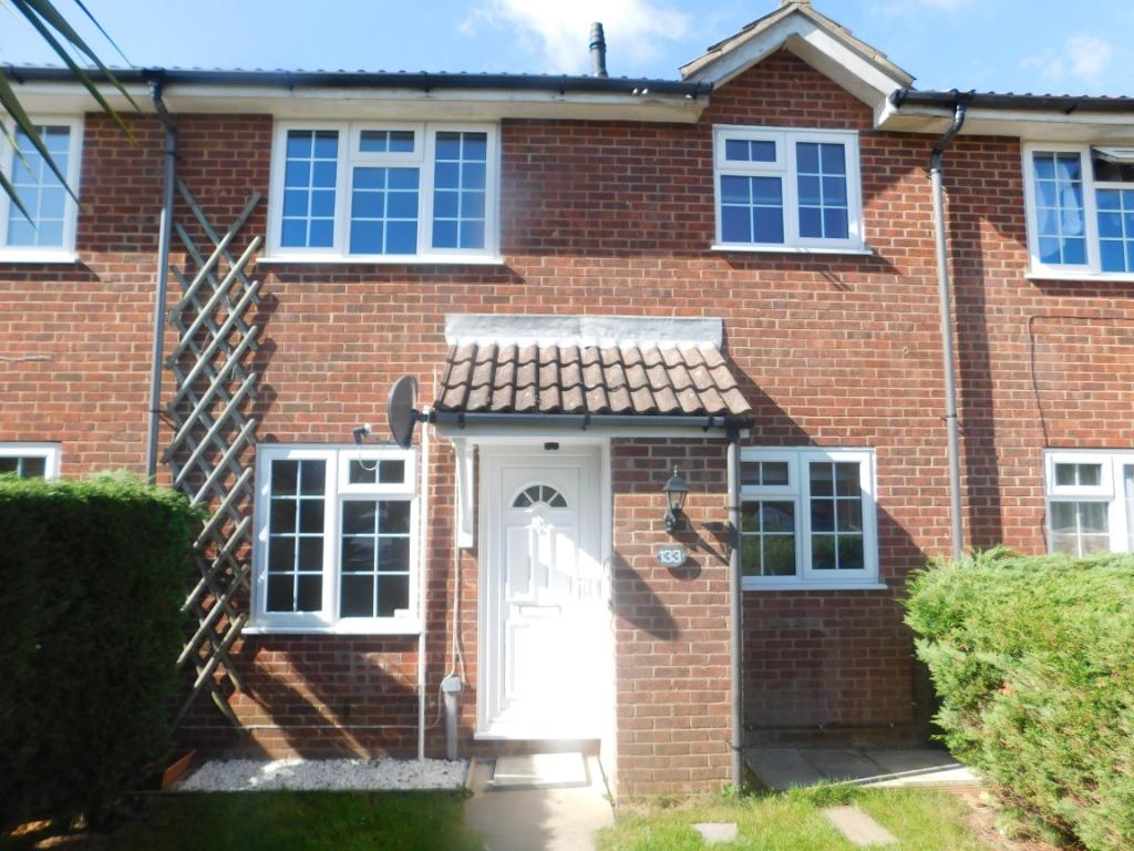 Snowdon Close, Eastbourne, BN23 8HW 1 bed terraced house £180,000
