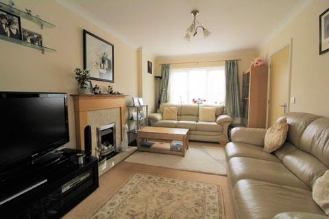 1 Cotehele Close, Callington, PL17 7TP