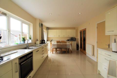 1 Cotehele Close, Callington, PL17 7TP