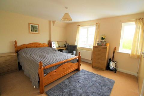 1 Cotehele Close, Callington, PL17 7TP