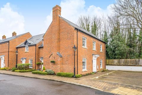 undefined, Bridge Park, Twyford, Reading, Berkshire, RG10