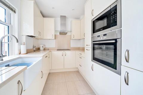 undefined, Bridge Park, Twyford, Reading, Berkshire, RG10