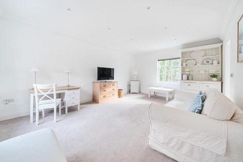 undefined, Bridge Park, Twyford, Reading, Berkshire, RG10
