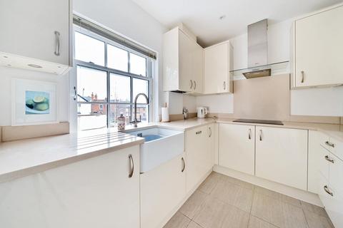 undefined, Bridge Park, Twyford, Reading, Berkshire, RG10