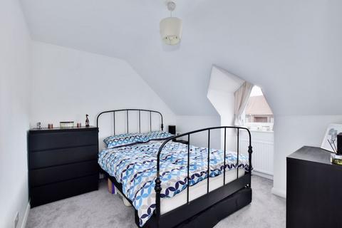 2 bedroom apartment for sale, The Broadway, Farnham Common SL2