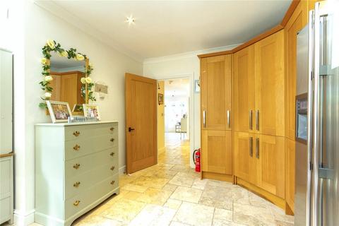 4 bedroom semi-detached house to rent, Watford Heath, Oxhey Village, Watford, WD19