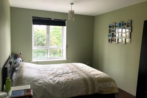 2 bedroom flat to rent, Granite Apartments, London, E15 1PY