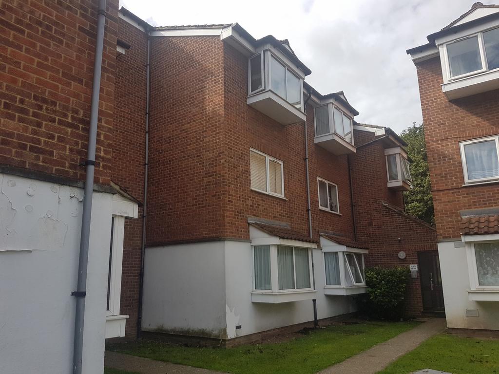 One Bedroom Ground Floor Flat
