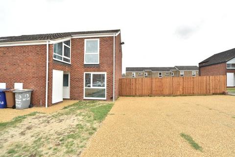 3 bedroom end of terrace house to rent, Whitewood Walk, RAF Lakenheath, Brandon, Suffolk, IP27