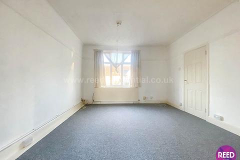 1 bedroom flat to rent, Crowborough Road, Southend On Sea, Essex