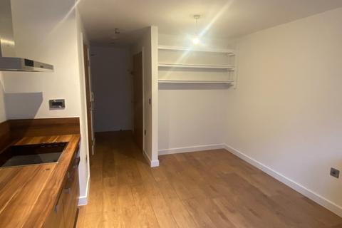 Studio to rent, Blonk Street, Wicker Riverside, Sheffield, S3