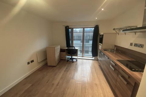 Studio to rent, Blonk Street, Wicker Riverside, Sheffield, S3