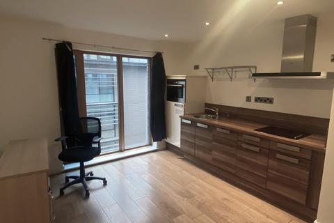 Studio to rent, Blonk Street, Wicker Riverside, Sheffield, S3