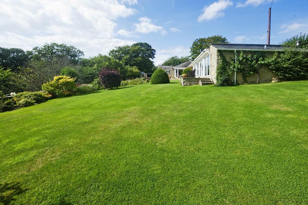 Barrowby Cottage, Barrowby Lane, Kirkby Overblow 3 bed detached house