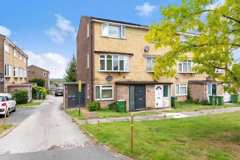 Langdon Shaw, Sidcup, DA14 6AX 2 bed £290,000