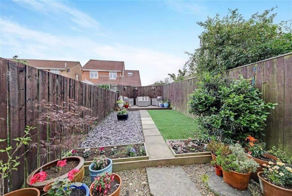 Bewick Park, Wallsend, Tyne & Wear, NE28 2 bed terraced house £115,000