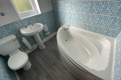 2 Aster Walk, Pendeford, Wolverhampton, WV9 5RG