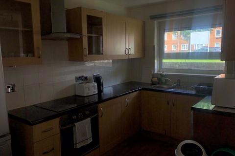 5 bedroom flat to rent, Horton House, Field Road