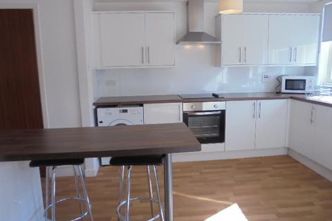 2 bedroom flat to rent, Richmond Court, Rosemount, Aberdeen AB25