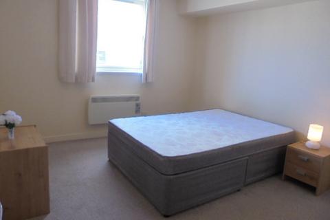 2 bedroom flat to rent, Richmond Court, Rosemount, Aberdeen AB25