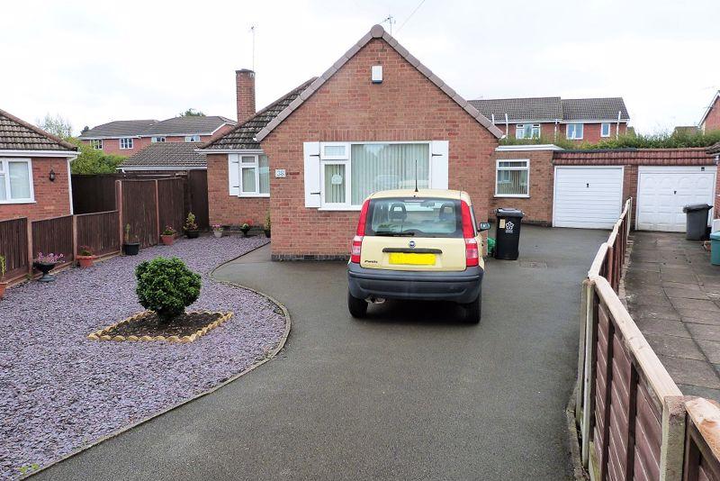 The Roundway, Leicester 3 bed detached bungalow £260,000