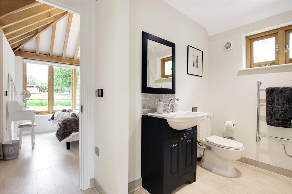Bathroom Annexe